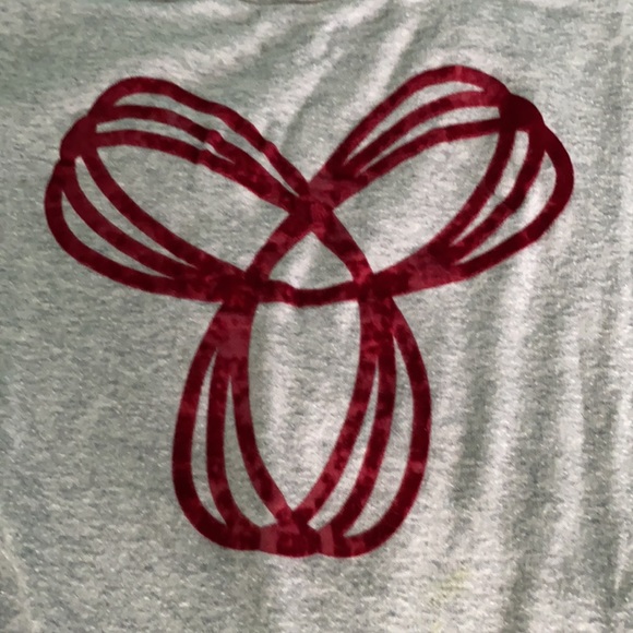 Grey TNA shirt with red logo. - Picture 2 of 3